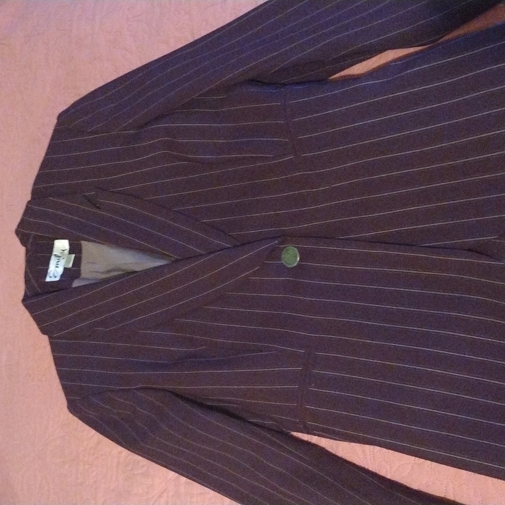 EMILY  DESIGN 2 PIECE SKIRT SUIT, SIZE 12 NEW